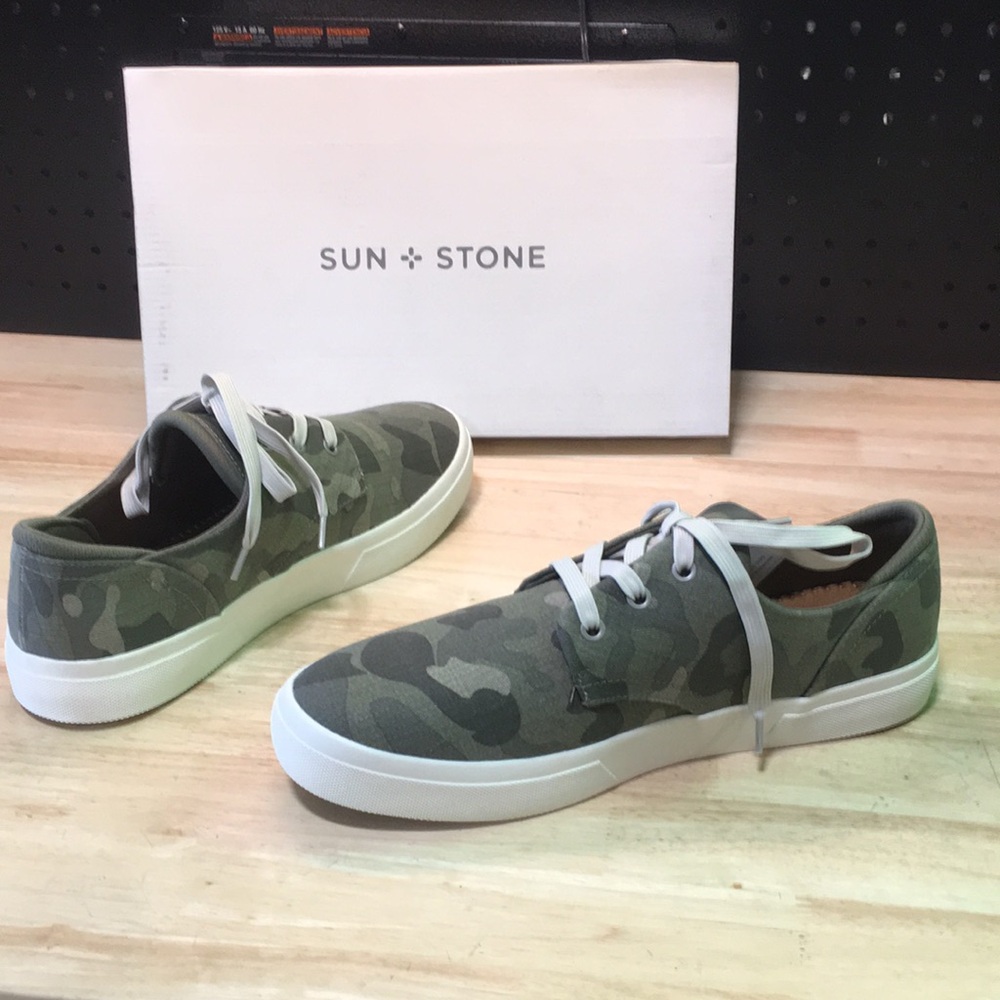 New WB Mens Sun + Stone Men's Camouflage Low-Top Sneakers - Green